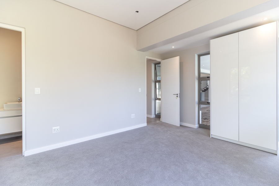 4 Bedroom Property for Sale in Pearl Valley at Val de Vie Western Cape